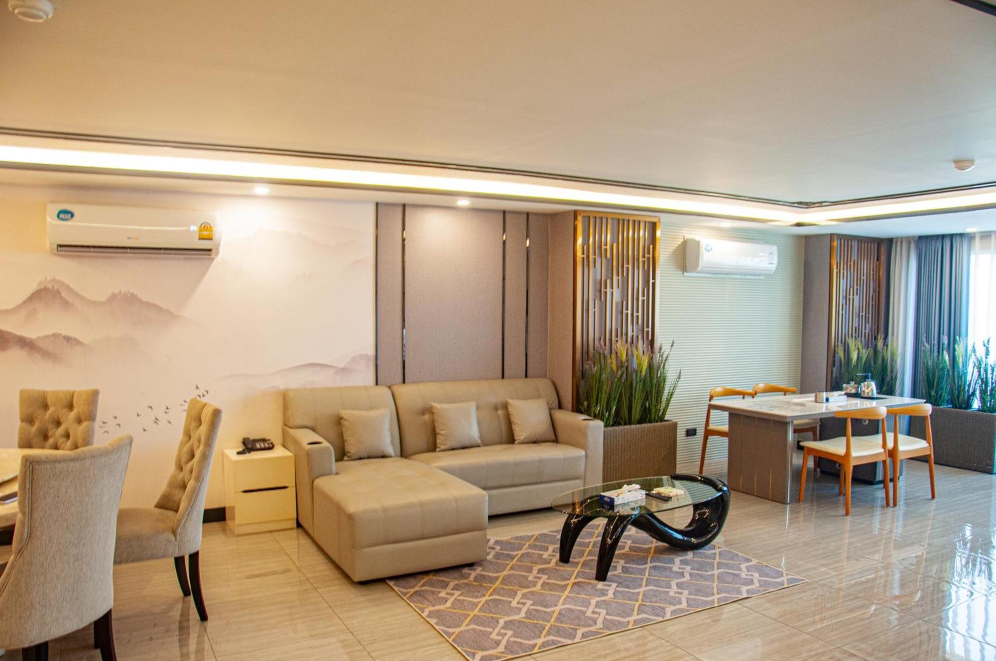 Ht9 Hotel Jomtien Beach Extérieur photo