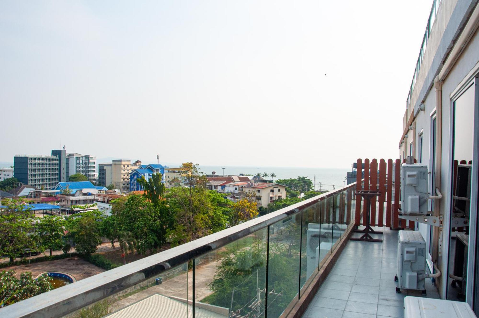 Ht9 Hotel Jomtien Beach Extérieur photo